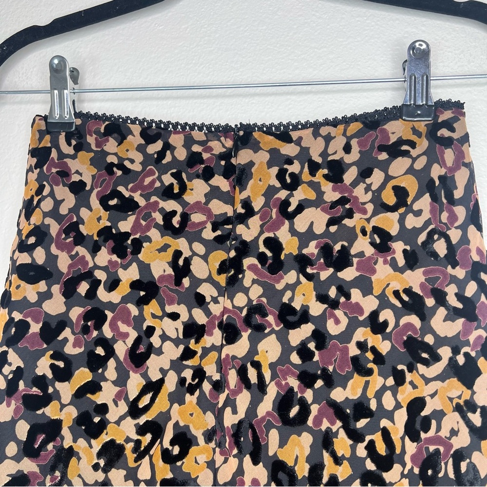 Princess Polly Black & Tan Leopard Animal Print Velvet Burnout Mini Skirt Sz 4 - Picture 10 of 12